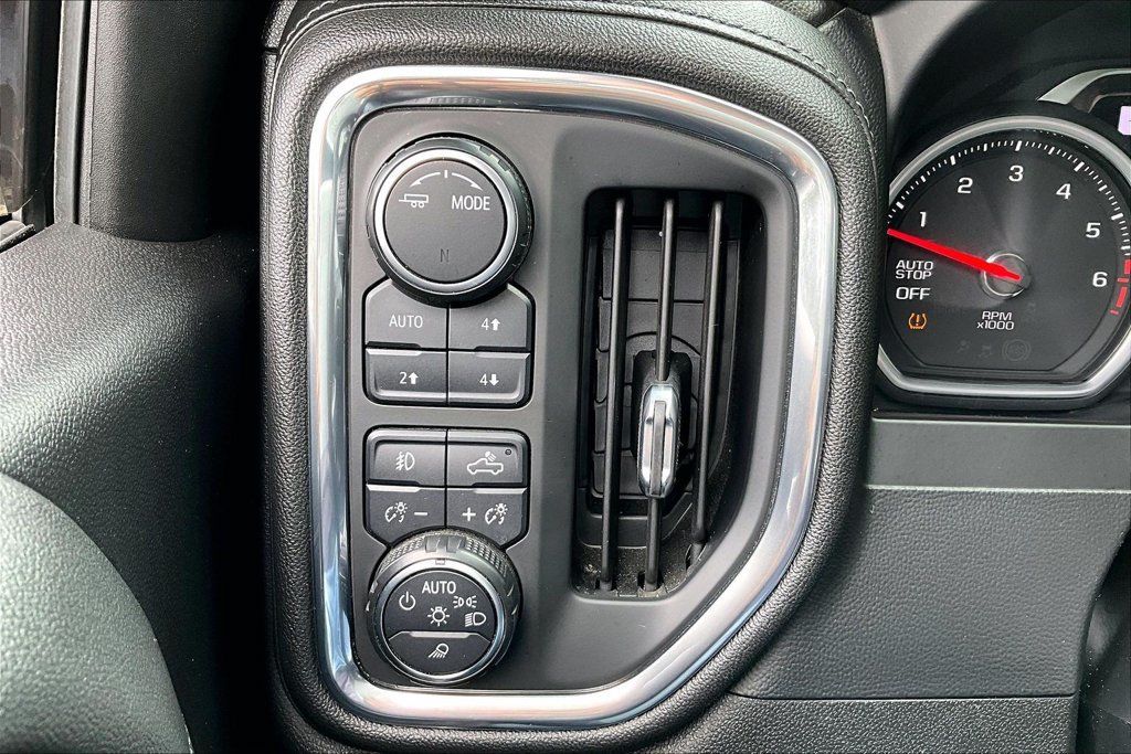 Used 2020 Chevrolet Silverado 1500 High Country w/ Z71 Off-Road Package AWD/4WD image 17