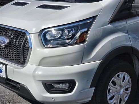 Used 2023 Ford Transit 350 XLT image 10