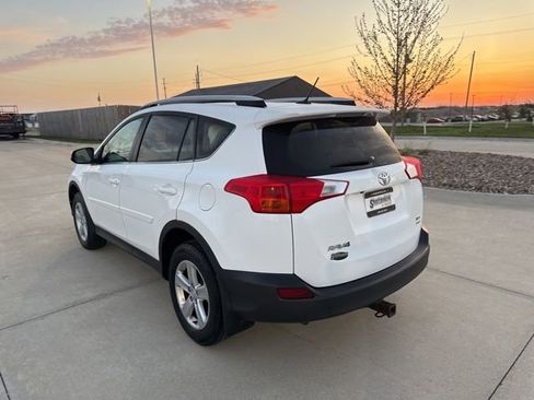 Used 2013 Toyota RAV4 XLE AWD/4WD image 5