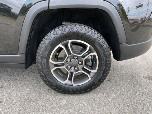 Used 2022 Jeep Grand Cherokee Trailhawk image 53