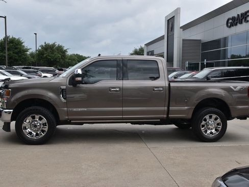 Used 2022 Ford F250 King Ranch w/ King Ranch Ultimate Package image 12