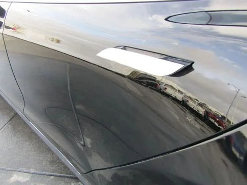 Used 2015 Tesla Model S 85D image 33