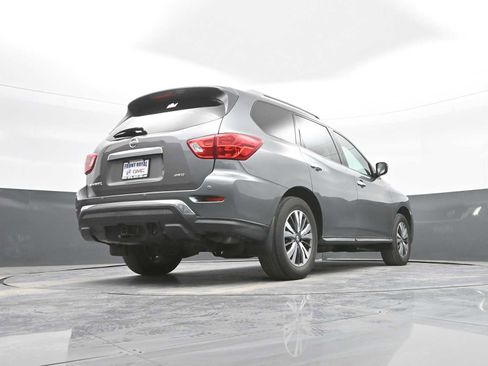 Used 2020 Nissan Pathfinder S image 42