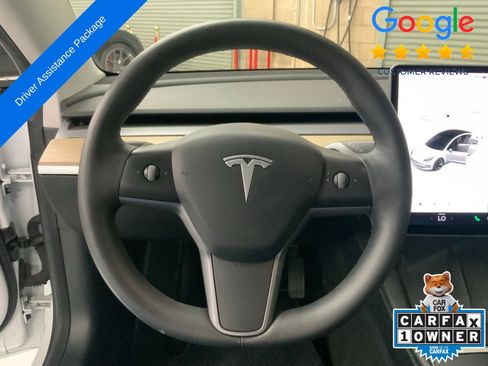 Used 2021 Tesla Model 3 Standard Range Plus image 12