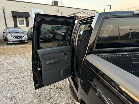 Used 2004 Nissan Frontier XE w/ (PWR) Pwr Pkg image 29