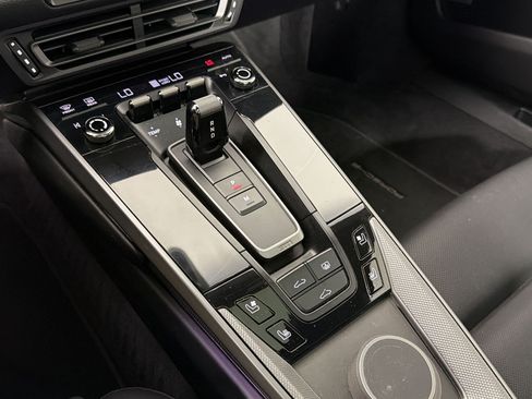 Certified 2021 Porsche 911 Carrera RWD image 17