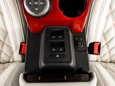 Used 2025 Ford Bronco Heritage Edition image 29