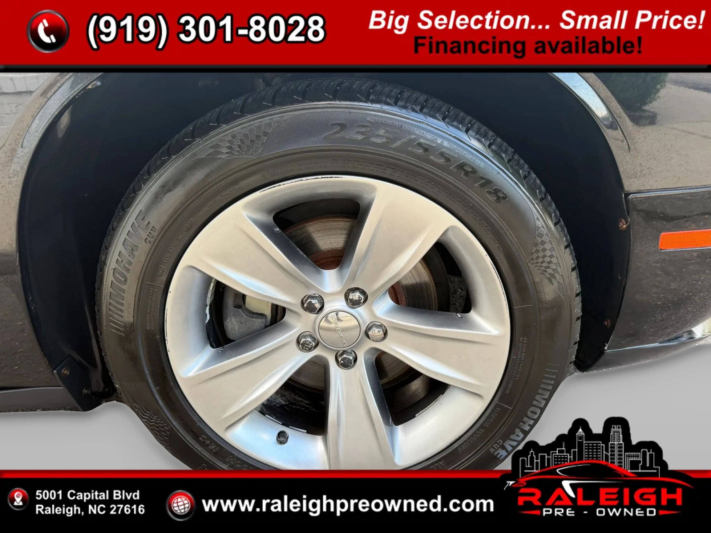 Used 2016 Dodge Challenger SXT RWD image 28