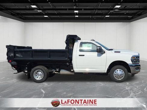 New 2026 RAM 3500 Tradesman w/ Chrome Appearance Group AWD/4WD image 8
