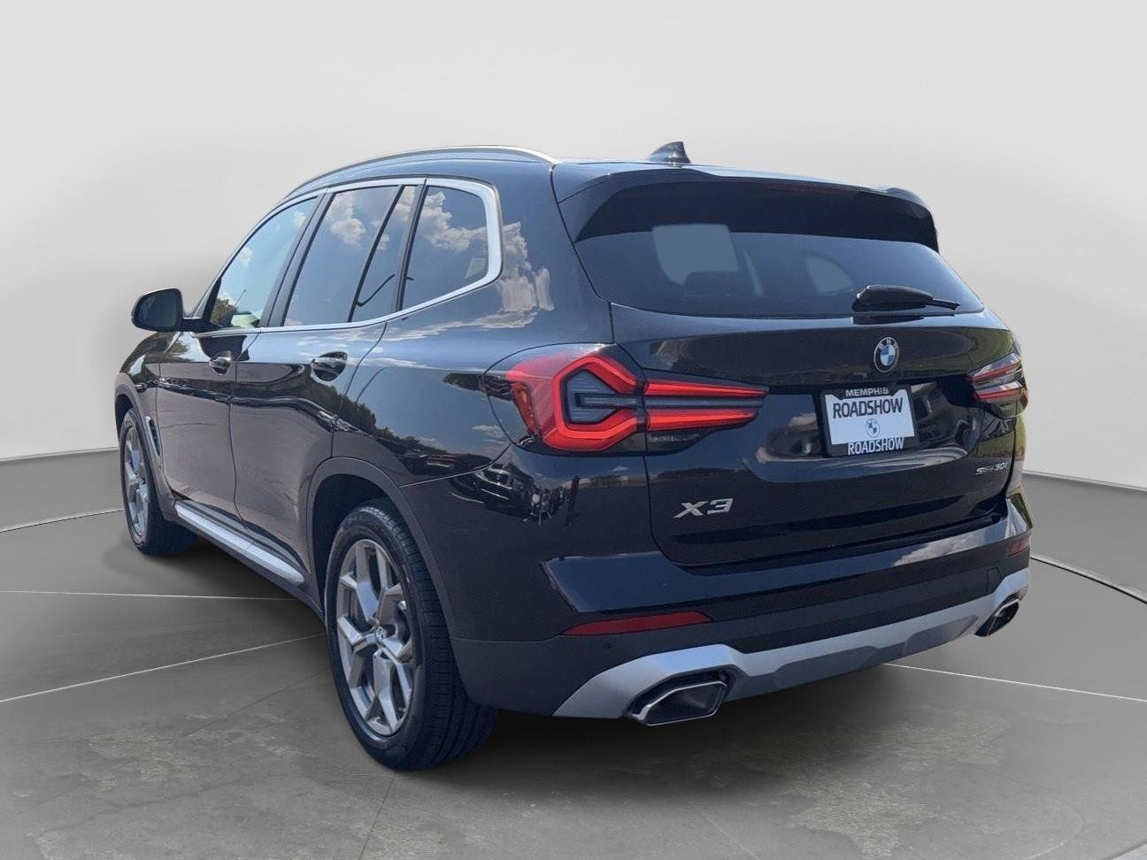 Used 2023 BMW X3 sDrive30i w/ Premium Package RWD image 3