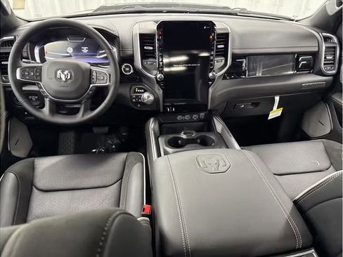 Used 2026 RAM 1500 Laramie w/ Night Edition image 19