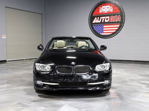 Used 2011 BMW 328i Convertible RWD image 2