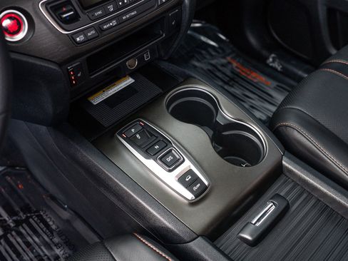 Used 2022 Honda Passport TrailSport image 18