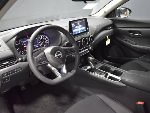 New 2025 Nissan Sentra SV w/ All-Weather Package image 4