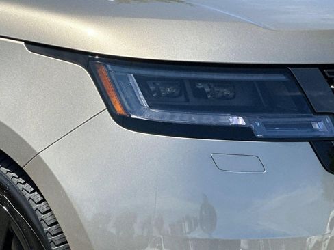 New 2026 Land Rover Range Rover SE AWD/4WD image 11