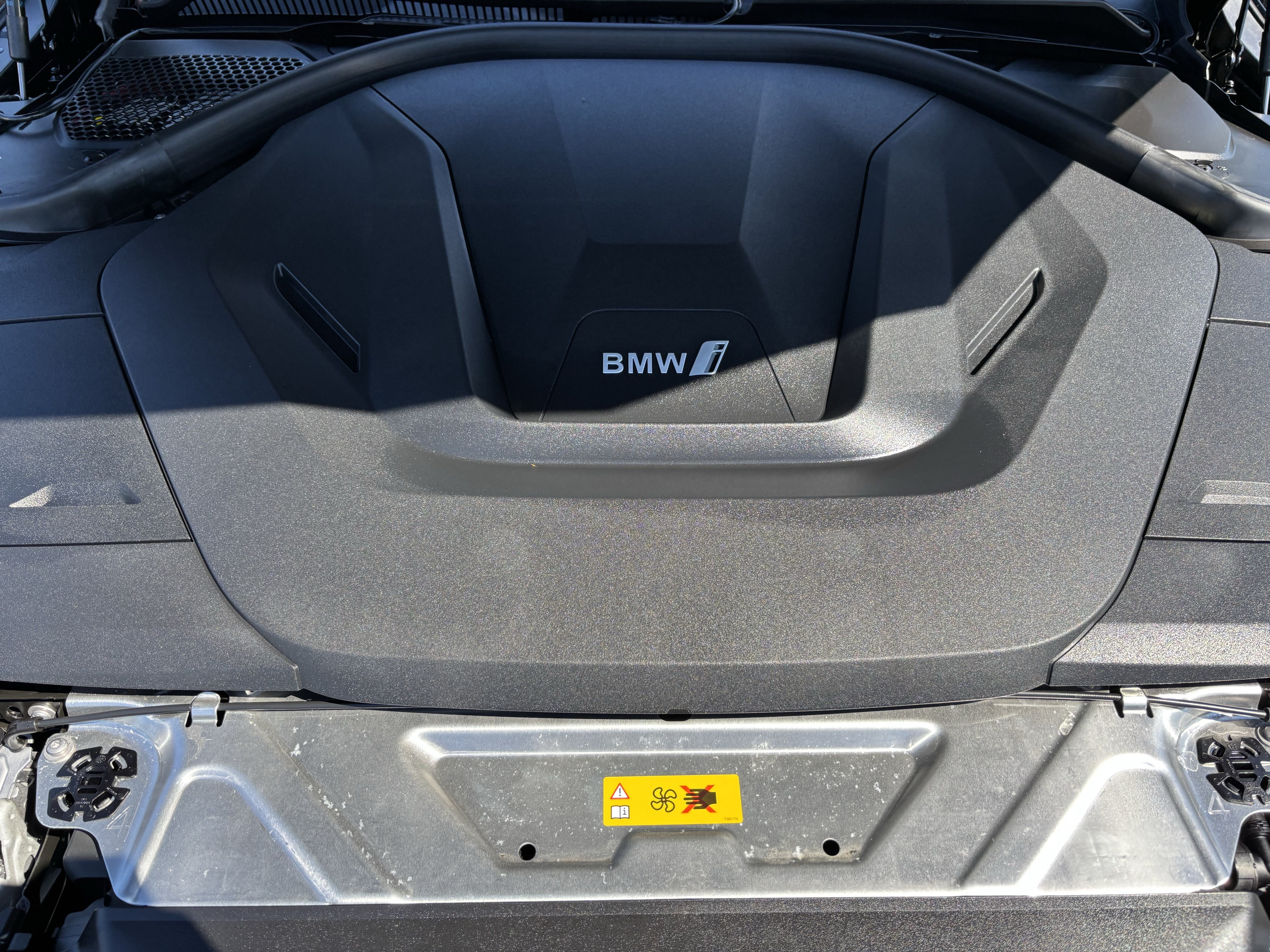 Certified 2024 BMW i4 eDrive40 w/ M Sport Package RWD image 36