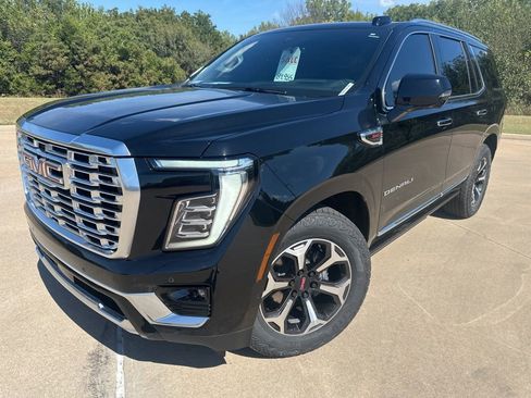 Used 2025 GMC Yukon Denali w/ Denali Reserve Package AWD/4WD image 1