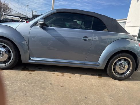 Used 2016 Volkswagen Beetle 1.8T Denim image 2