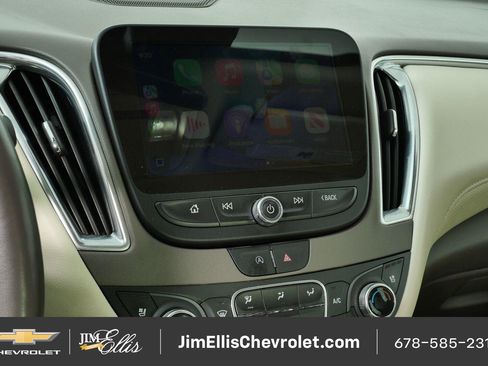 Certified 2024 Chevrolet Malibu LT FWD image 15