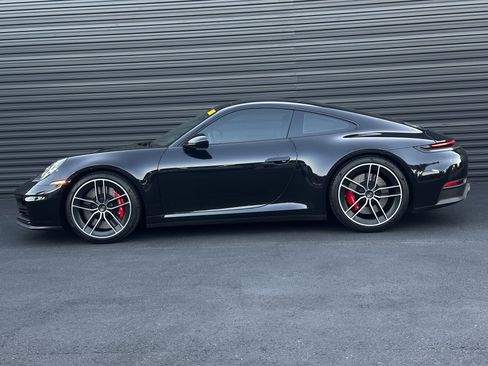 Certified 2025 Porsche 911 Carrera S RWD image 2
