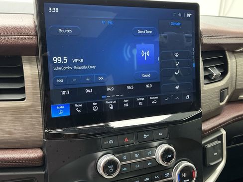 Certified 2024 Ford Expedition Limited image 22