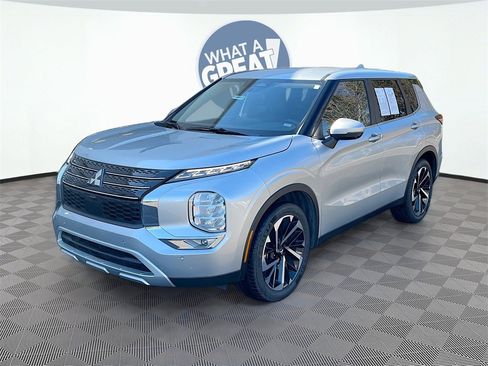 Used 2024 Mitsubishi Outlander FWD image 8