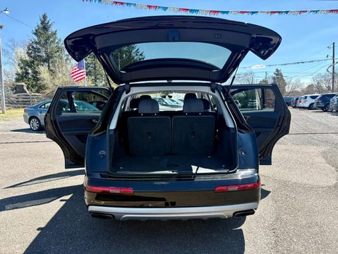 Used 2017 Audi Q7 3.0T Premium Plus w/ Premium Plus Package image 23