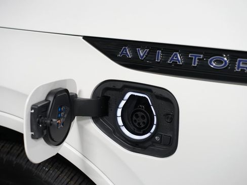 Used 2021 Lincoln Aviator Grand Touring w/ Equipment Group 301A image 6