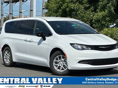 New 2026 Chrysler Voyager LX