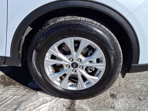 Certified 2025 Ford Escape Active image 11