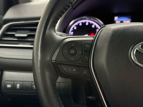 Used 2019 Toyota Camry SE image 20