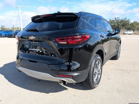 Used 2024 Chevrolet Blazer LT w/ Convenience Package image 5