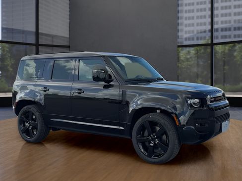 New 2026 Land Rover Defender 110 X-Dynamic SE AWD/4WD image 3