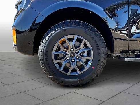 New 2025 Ford Expedition Tremor image 11