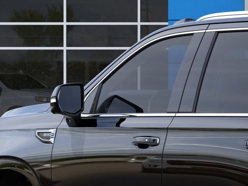 New 2026 GMC Yukon Denali image 13