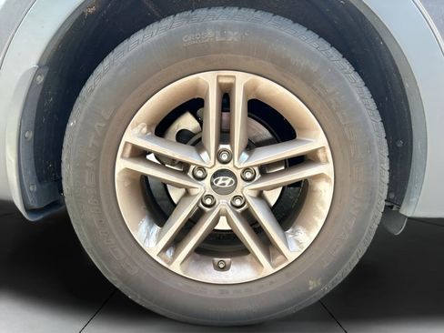 Used 2018 Hyundai Santa Fe Sport w/ 2.4L Tech Package 04 image 21