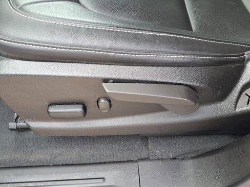 Certified 2022 Chevrolet Colorado LT w/ Luxury Package image 16