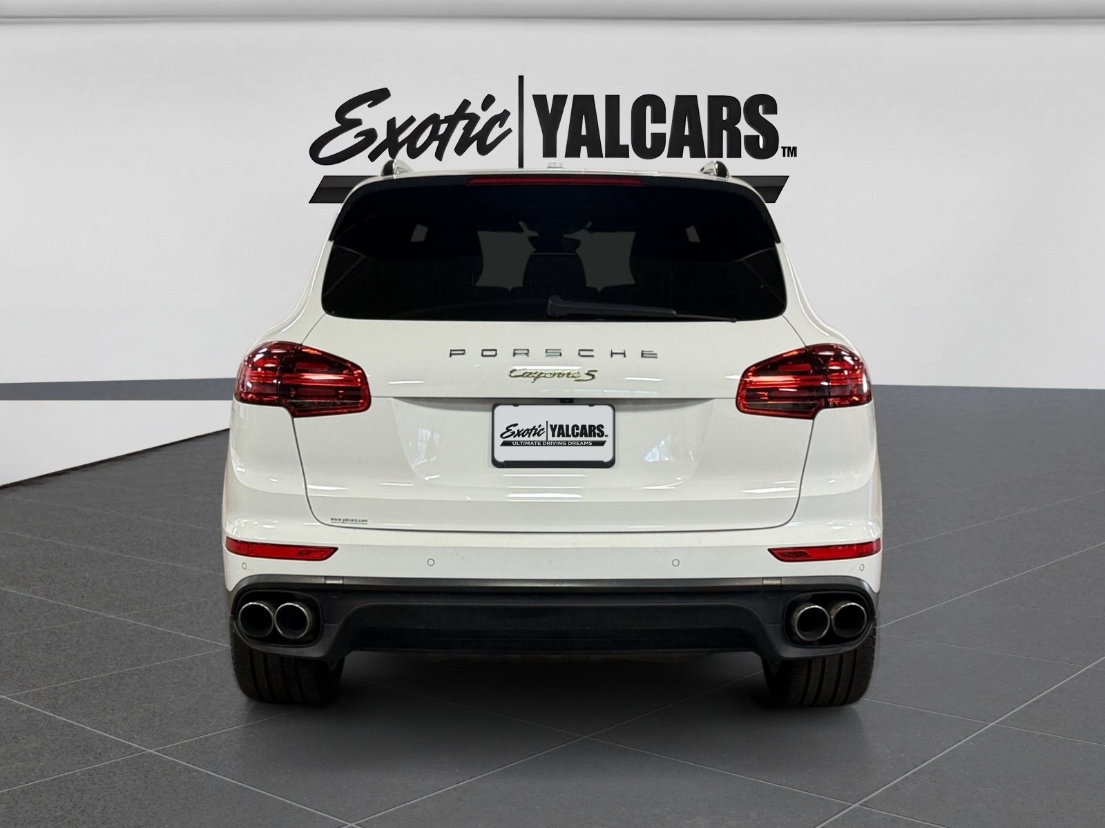Used 2016 Porsche Cayenne S w/ Premium Plus Package AWD/4WD image 4