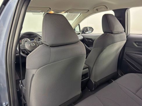 Used 2022 Toyota Corolla LE image 28