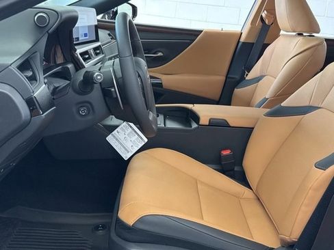 New 2025 Lexus ES 350 w/ Premium Package image 11