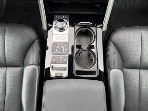 Used 2019 Land Rover Discovery HSE AWD/4WD image 15
