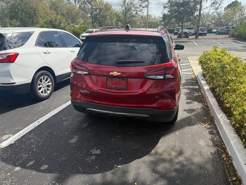 Used 2022 Chevrolet Equinox LT image 8