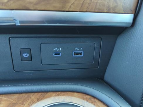 Certified 2023 Nissan Armada SL w/ Captain's Chairs Package RWD image 35