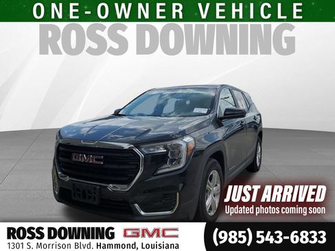 Used 2024 GMC Terrain SLE FWD image 1