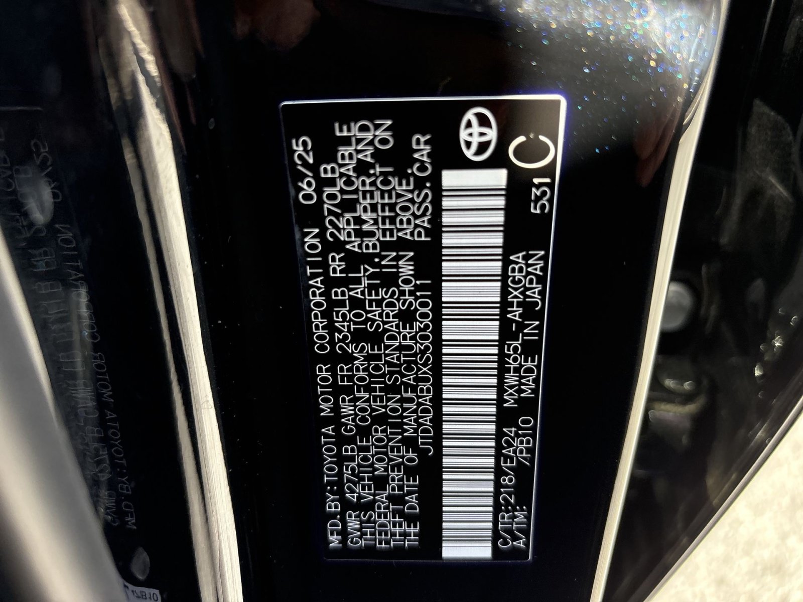 Used 2025 Toyota Prius AWD image 28