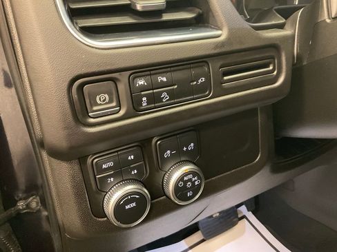 Used 2021 GMC Yukon AT4 image 14