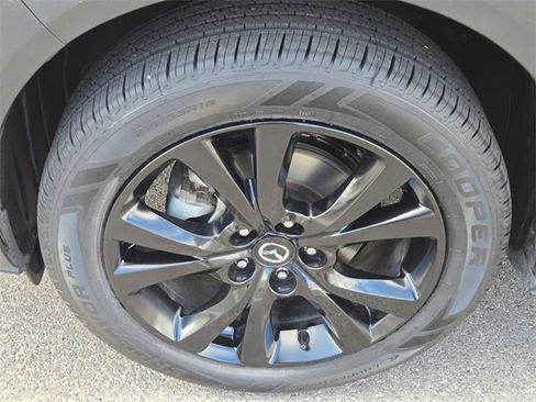 Used 2024 MAZDA CX-30 AWD 2.5 S w/ Preferred Package image 12
