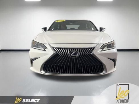 Used 2020 Lexus ES 350 w/ Accessory Package 2 FWD image 2