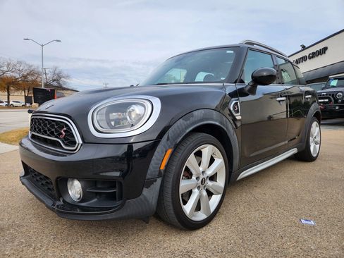 Used 2019 MINI Cooper Countryman S image 1