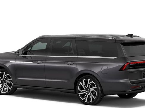 New 2026 Lincoln Navigator L Reserve AWD/4WD image 24